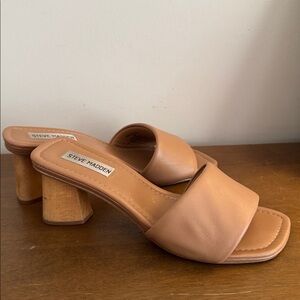 Steve Madden Slip On Heel size 7.5